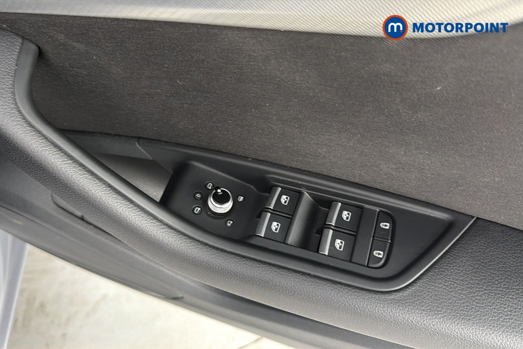 Audi A4 Technik Automatic Petrol Saloon - Stock Number (1674253) - 19th supplementary image