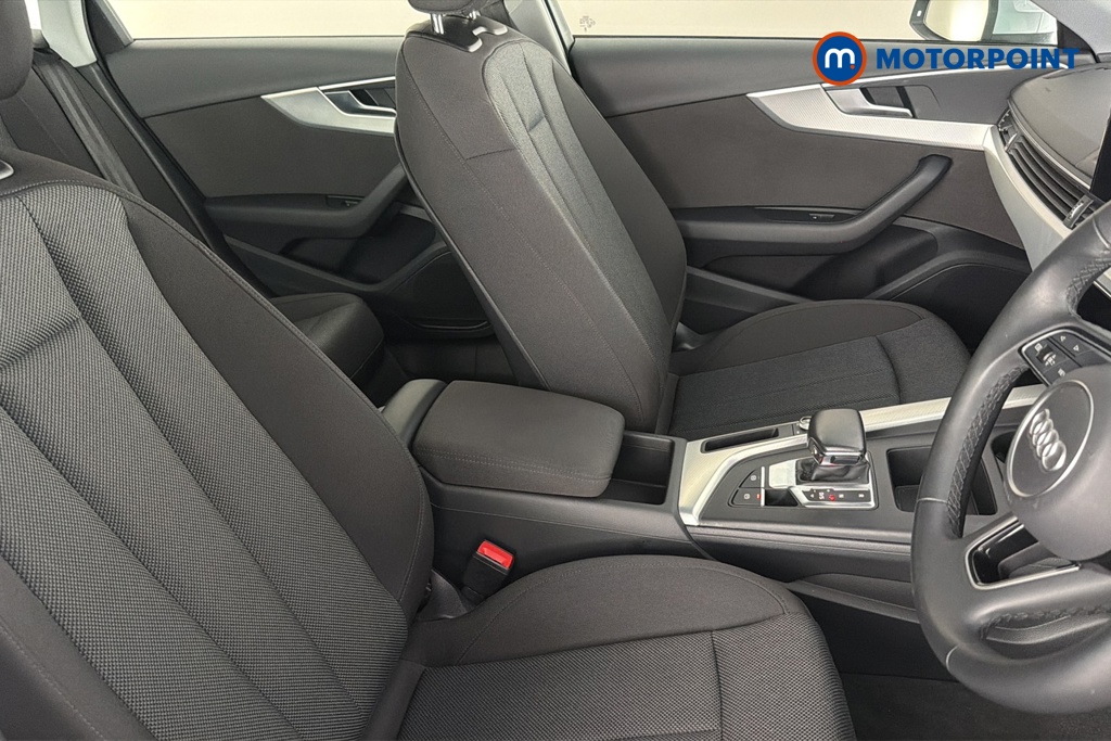 Audi A4 Technik Automatic Petrol Saloon - Stock Number (1674253) - 22nd supplementary image