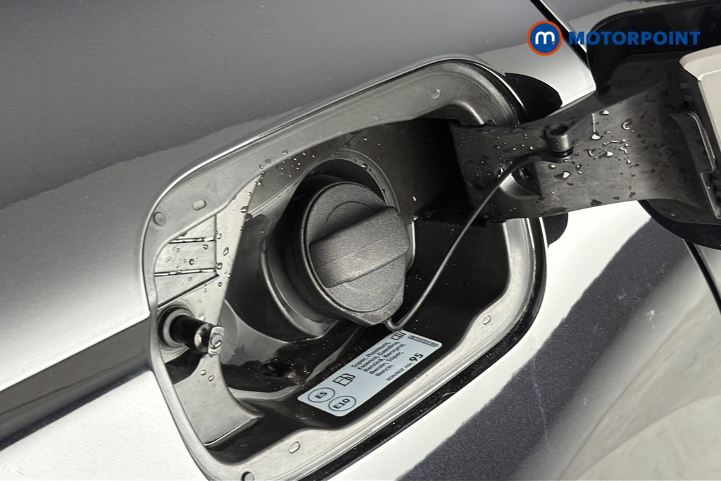 Skoda Fabia Se Edition Manual Petrol Hatchback - Stock Number (1674396) - 41st supplementary image
