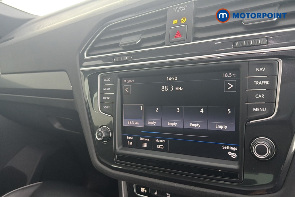 Volkswagen Tiguan R-Line Automatic Petrol SUV - Stock Number (1674658) - 8th supplementary image