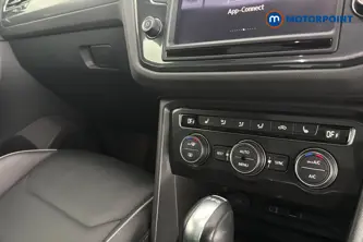 Volkswagen Tiguan R-Line Automatic Petrol SUV - Stock Number (1674658) - 12th supplementary image