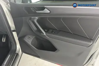 Volkswagen Tiguan R-Line Automatic Petrol SUV - Stock Number (1674658) - 18th supplementary image