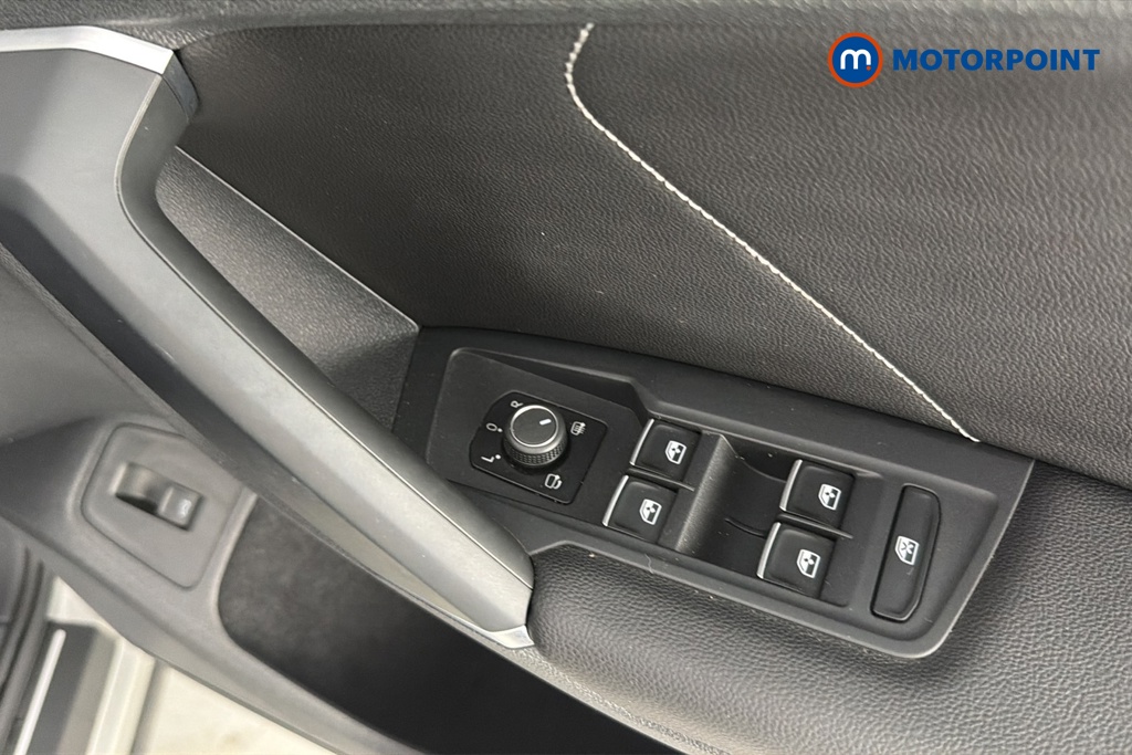 Volkswagen Tiguan R-Line Automatic Petrol SUV - Stock Number (1674658) - 19th supplementary image