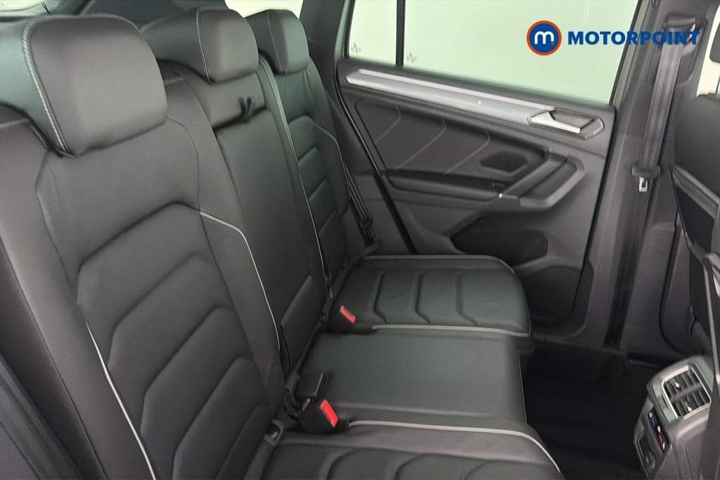 Volkswagen Tiguan R-Line Automatic Petrol SUV - Stock Number (1674658) - 25th supplementary image