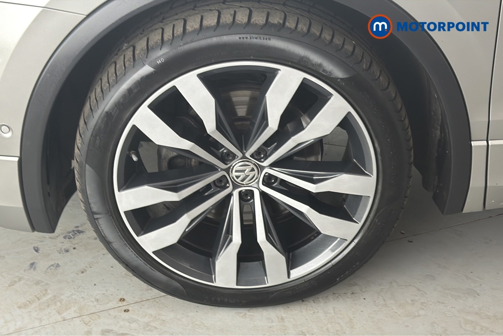 Volkswagen Tiguan R-Line Automatic Petrol SUV - Stock Number (1674658) - 44th supplementary image