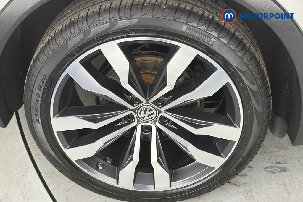 Volkswagen Tiguan R-Line Automatic Petrol SUV - Stock Number (1674658) - 46th supplementary image