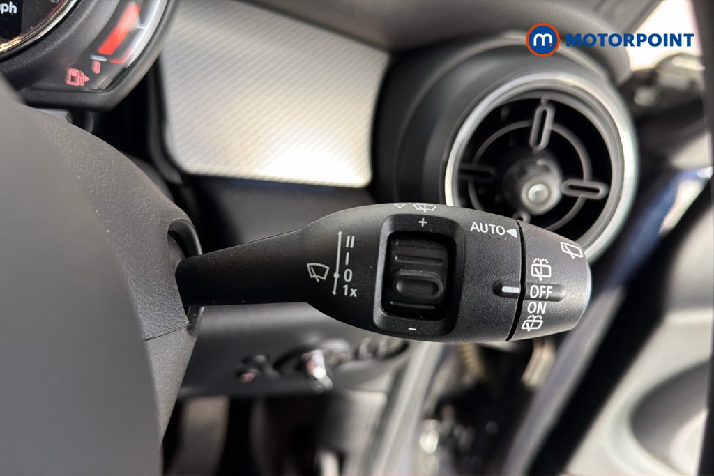 Mini Hatchback Cooper Exclusive Automatic Petrol Hatchback - Stock Number (1674871) - 7th supplementary image