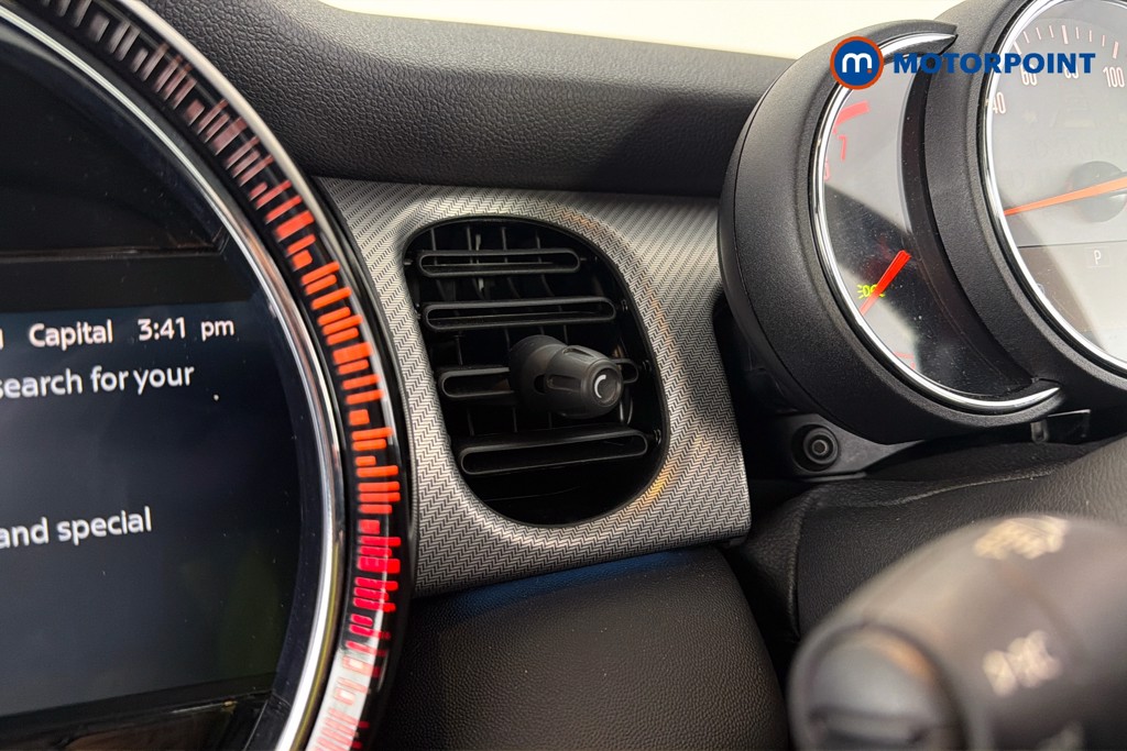 Mini Hatchback Cooper Exclusive Automatic Petrol Hatchback - Stock Number (1674871) - 11th supplementary image