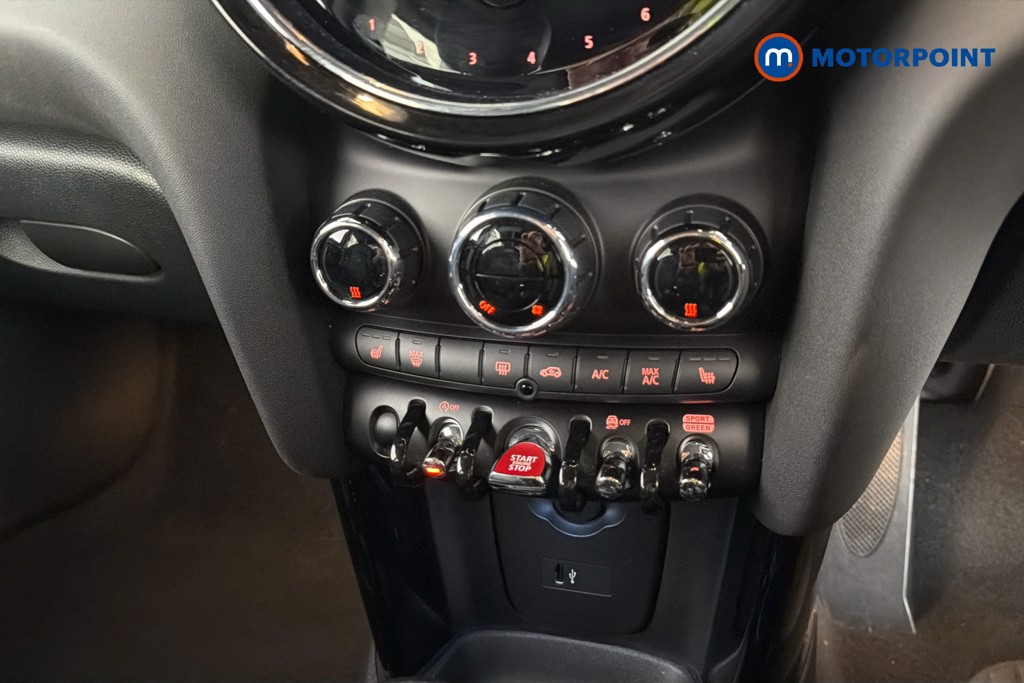 Mini Hatchback Cooper Exclusive Automatic Petrol Hatchback - Stock Number (1674871) - 12th supplementary image