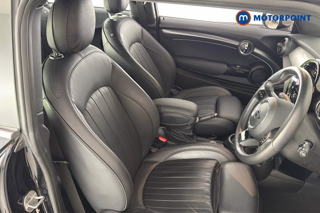 Mini Hatchback Cooper Exclusive Automatic Petrol Hatchback - Stock Number (1674871) - 22nd supplementary image