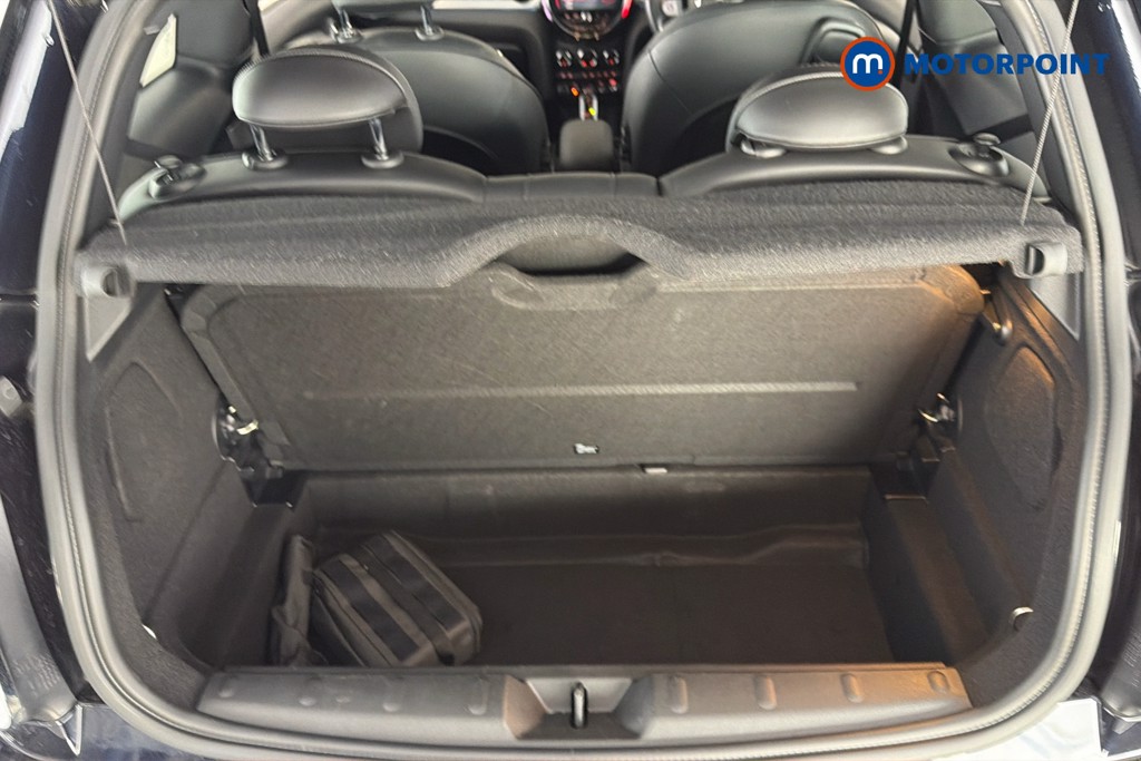 Mini Hatchback Cooper Exclusive Automatic Petrol Hatchback - Stock Number (1674871) - 33rd supplementary image