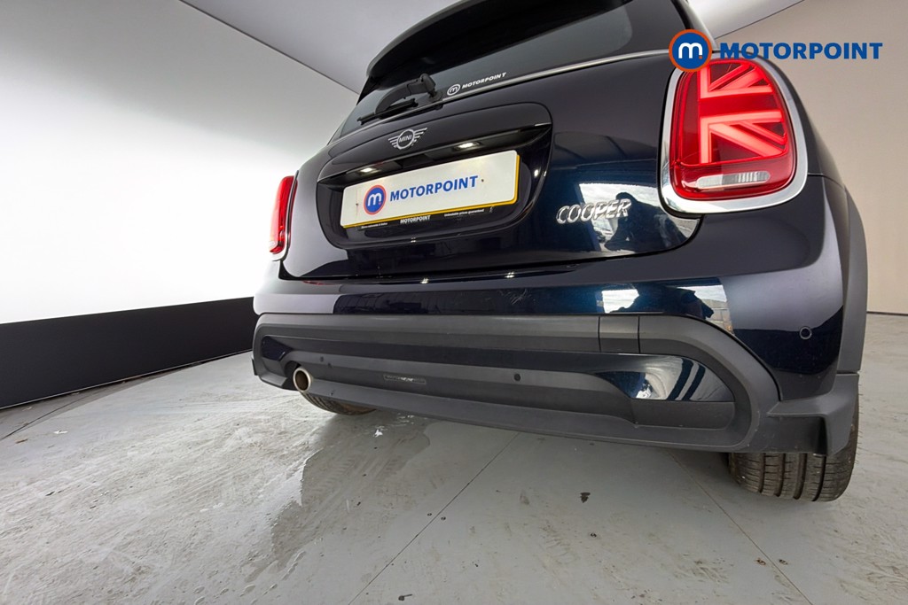 Mini Hatchback Cooper Exclusive Automatic Petrol Hatchback - Stock Number (1674871) - 39th supplementary image