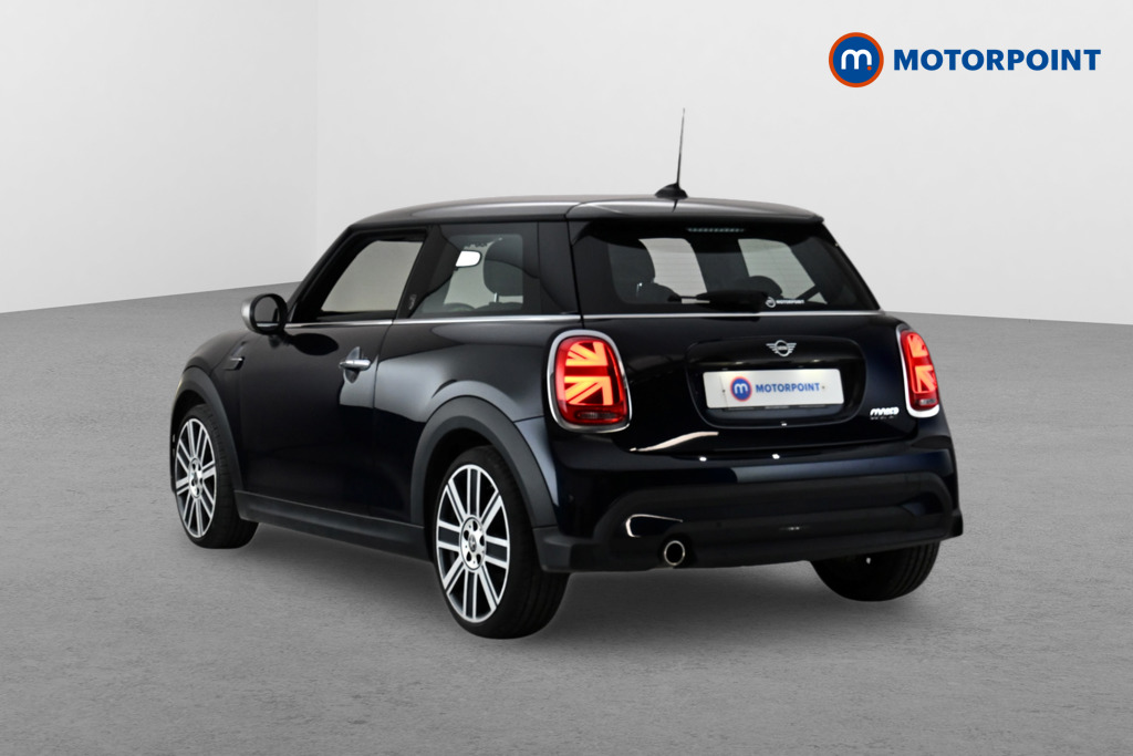 Mini Hatchback Cooper Exclusive Automatic Petrol Hatchback - Stock Number (1674871) - Passenger side front corner