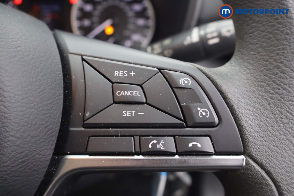 Nissan Juke Visia Manual Petrol SUV - Stock Number (1674996) - 11th supplementary image