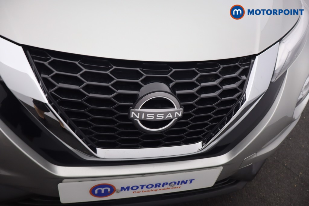 Nissan Juke Visia Manual Petrol SUV - Stock Number (1674996) - 17th supplementary image