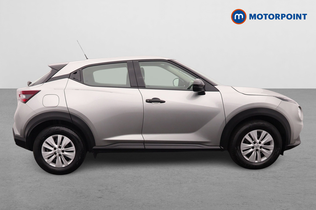 Nissan Juke Visia Manual Petrol SUV - Stock Number (1674996) - Drivers side