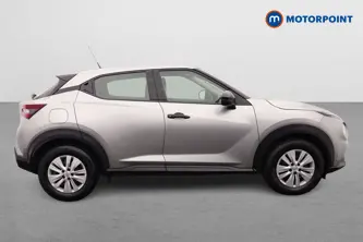 Nissan Juke Visia Manual Petrol SUV - Stock Number (1674996) - Drivers side