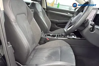 Volkswagen Golf Style Automatic Petrol Plug-In Hybrid Hatchback - Stock Number (1675004) - 22nd supplementary image