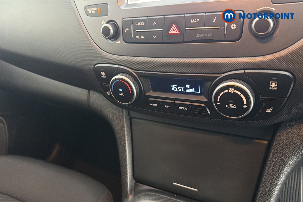 Hyundai I10 Premium Se Manual Petrol Hatchback - Stock Number (1675012) - 12th supplementary image
