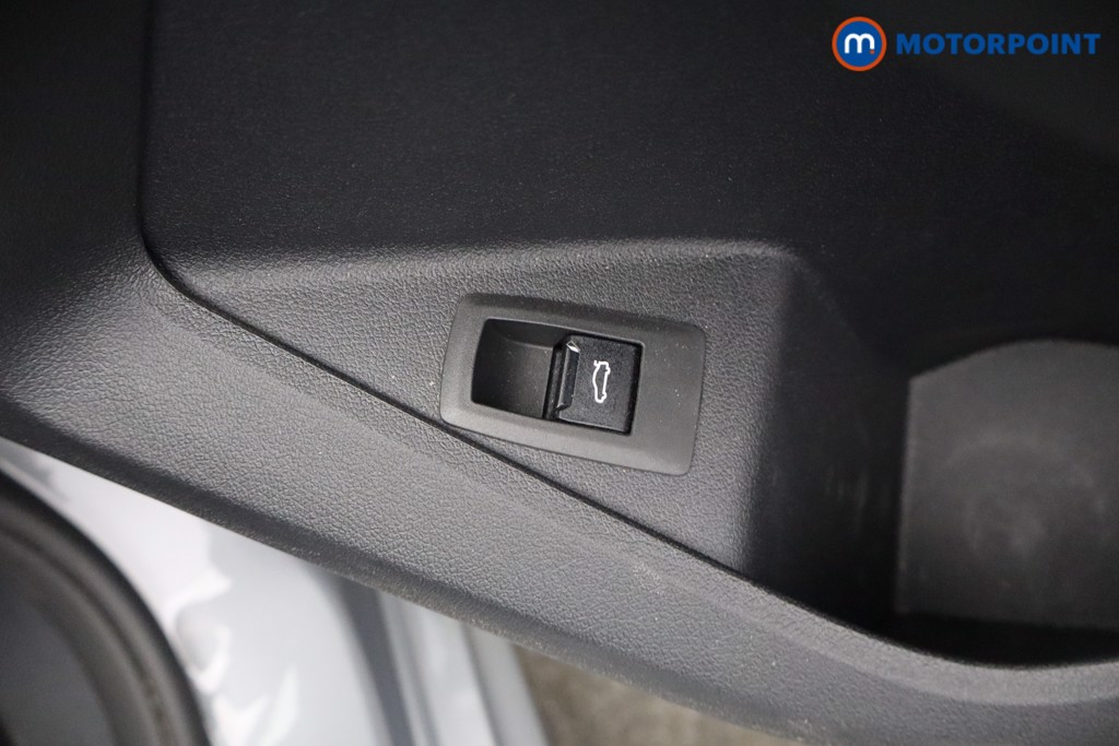 BMW 1 Series M Sport Automatic Petrol Hatchback - Stock Number (1675115) - 12th supplementary image