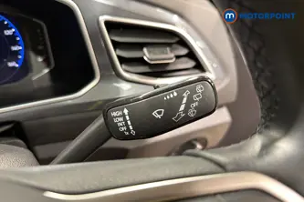 Volkswagen T-Roc Style Manual Petrol SUV - Stock Number (1675274) - 6th supplementary image