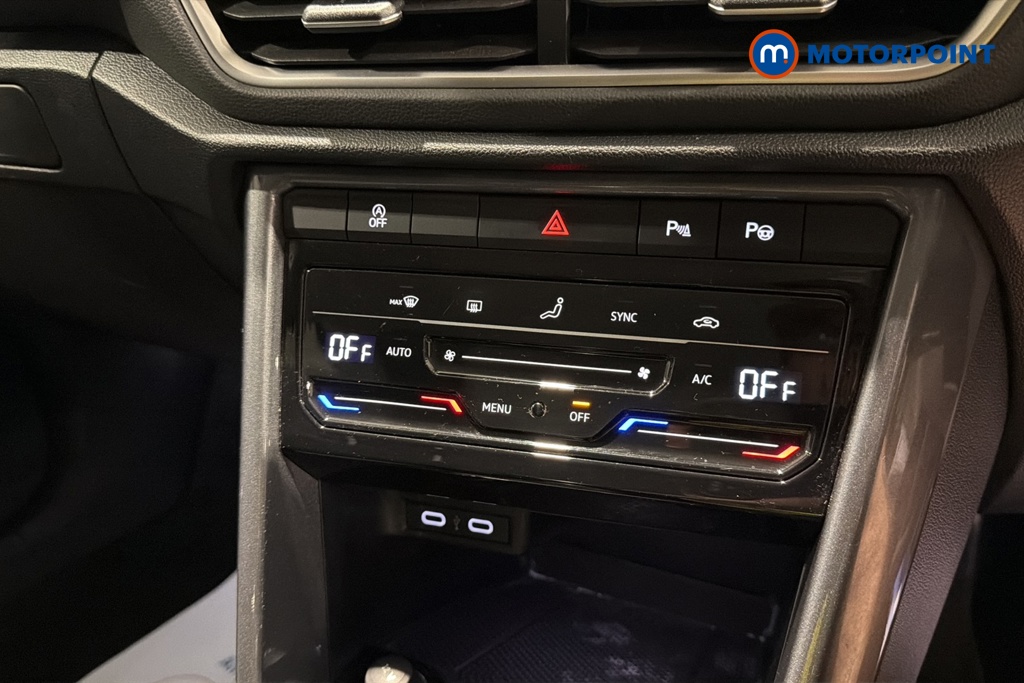 Volkswagen T-Roc Style Manual Petrol SUV - Stock Number (1675274) - 12th supplementary image