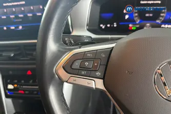 Volkswagen T-Roc Life Automatic Petrol SUV - Stock Number (1675289) - 4th supplementary image