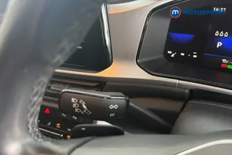 Volkswagen T-Roc Life Automatic Petrol SUV - Stock Number (1675289) - 5th supplementary image