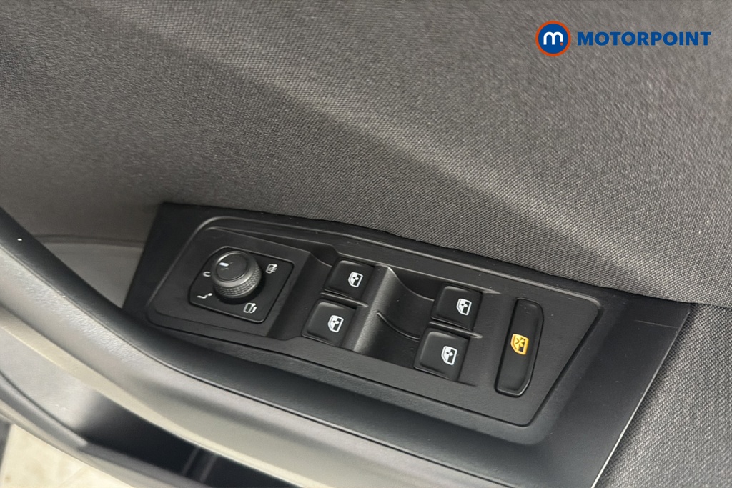 Volkswagen T-Roc Life Automatic Petrol SUV - Stock Number (1675289) - 19th supplementary image