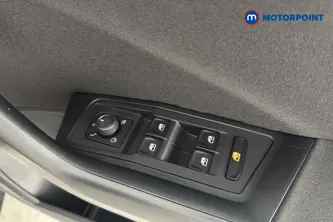 Volkswagen T-Roc Life Automatic Petrol SUV - Stock Number (1675289) - 19th supplementary image