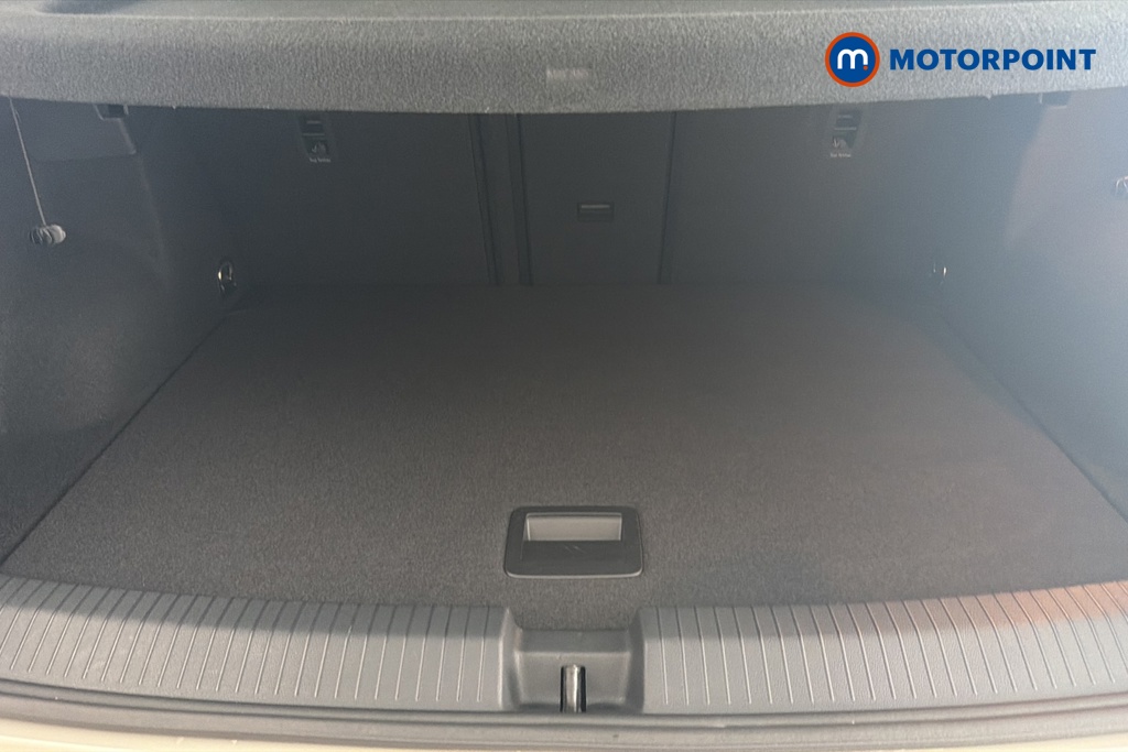 Volkswagen T-Roc Life Automatic Petrol SUV - Stock Number (1675289) - 30th supplementary image