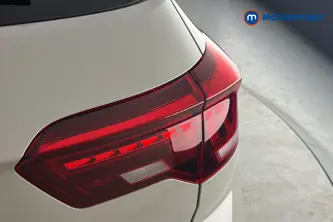 Volkswagen T-Roc Life Automatic Petrol SUV - Stock Number (1675289) - 36th supplementary image