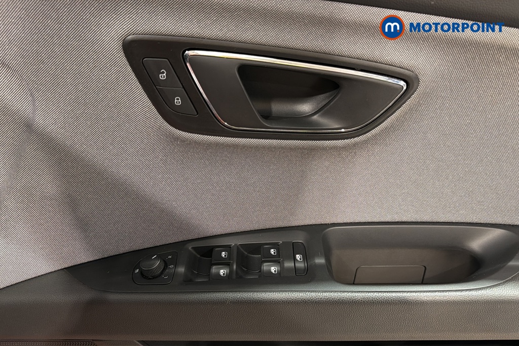Seat Leon Se Dynamic Manual Petrol Hatchback - Stock Number (1675387) - 19th supplementary image