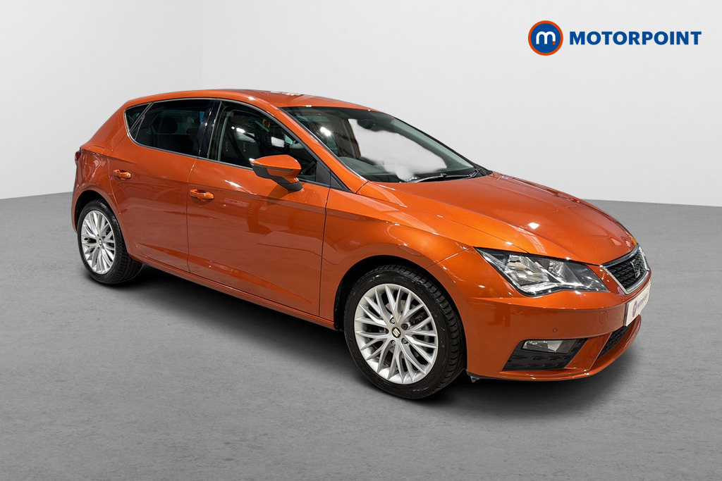 Seat Leon Se Dynamic Manual Petrol Hatchback - Stock Number (1675387) - Drivers side front corner