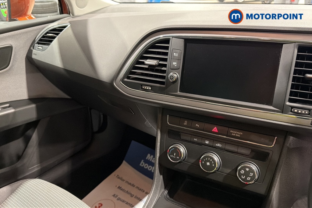 Seat Leon Se Dynamic Manual Petrol Hatchback - Stock Number (1675387) - 1st supplementary image