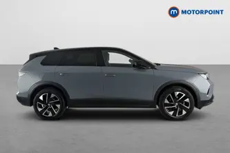 Vauxhall Grandland Ultimate Automatic Petrol SUV - Stock Number (1675388) - Passenger side