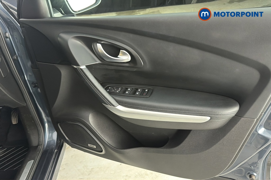 Renault Kadjar Gt Line Manual Petrol SUV - Stock Number (1675470) - 18th supplementary image
