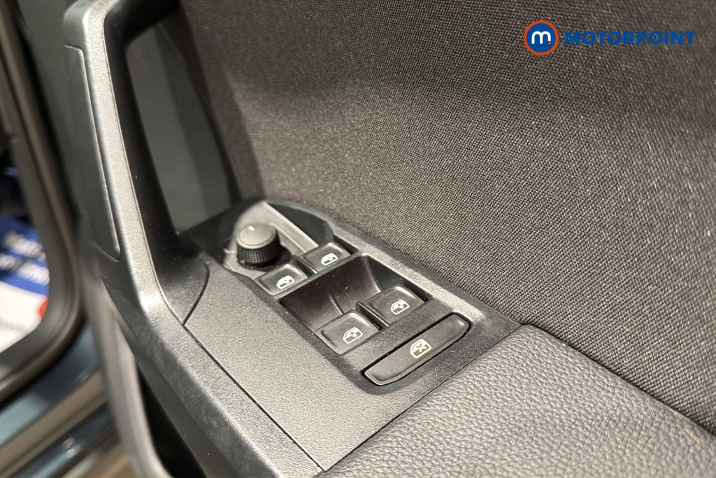 Seat Arona FR Manual Petrol SUV - Stock Number (1675843) - 19th supplementary image