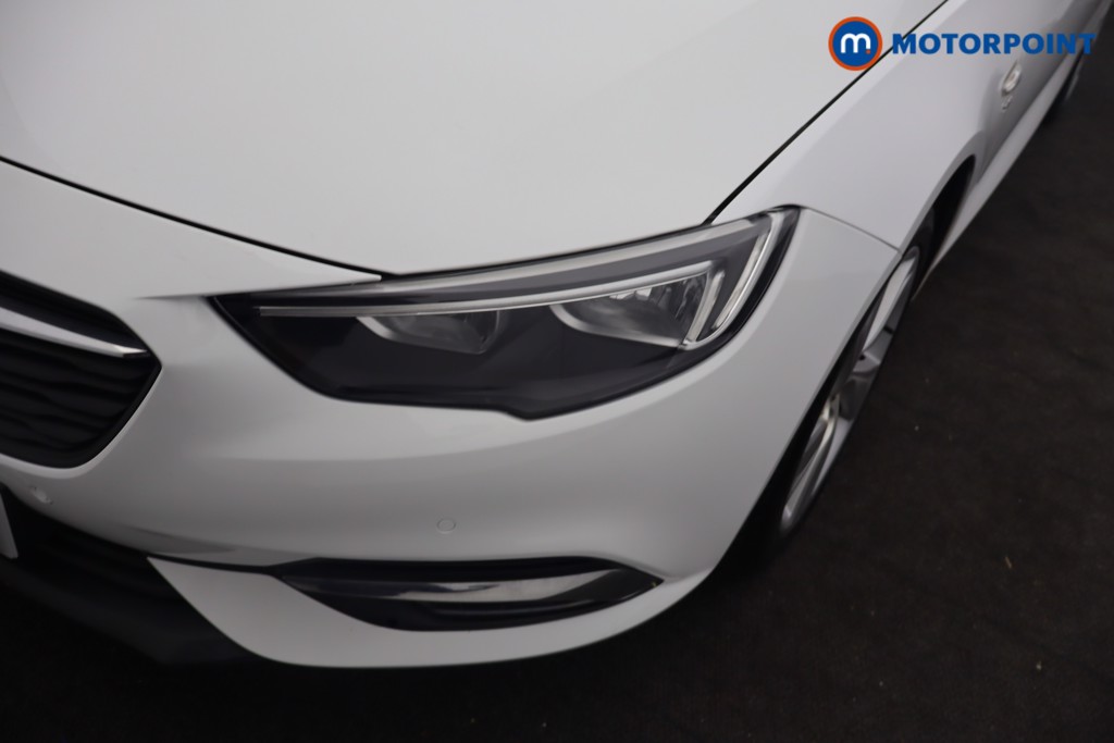 Vauxhall Insignia SRI Manual Petrol Hatchback - Stock Number (1655030) - 24th supplementary image