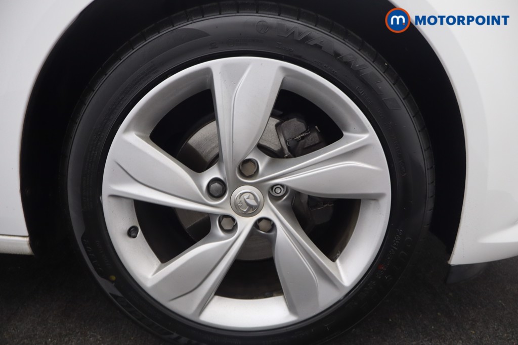 Vauxhall Insignia SRI Manual Petrol Hatchback - Stock Number (1655030) - 26th supplementary image
