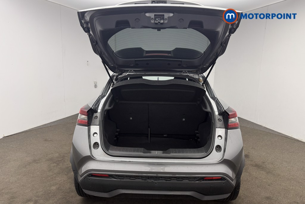Nissan Juke N-Connecta Manual Petrol SUV - Stock Number (1655783) - 21st supplementary image