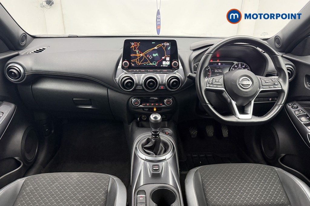 Nissan Juke N-Connecta Manual Petrol SUV - Stock Number (1655783) - 1st supplementary image