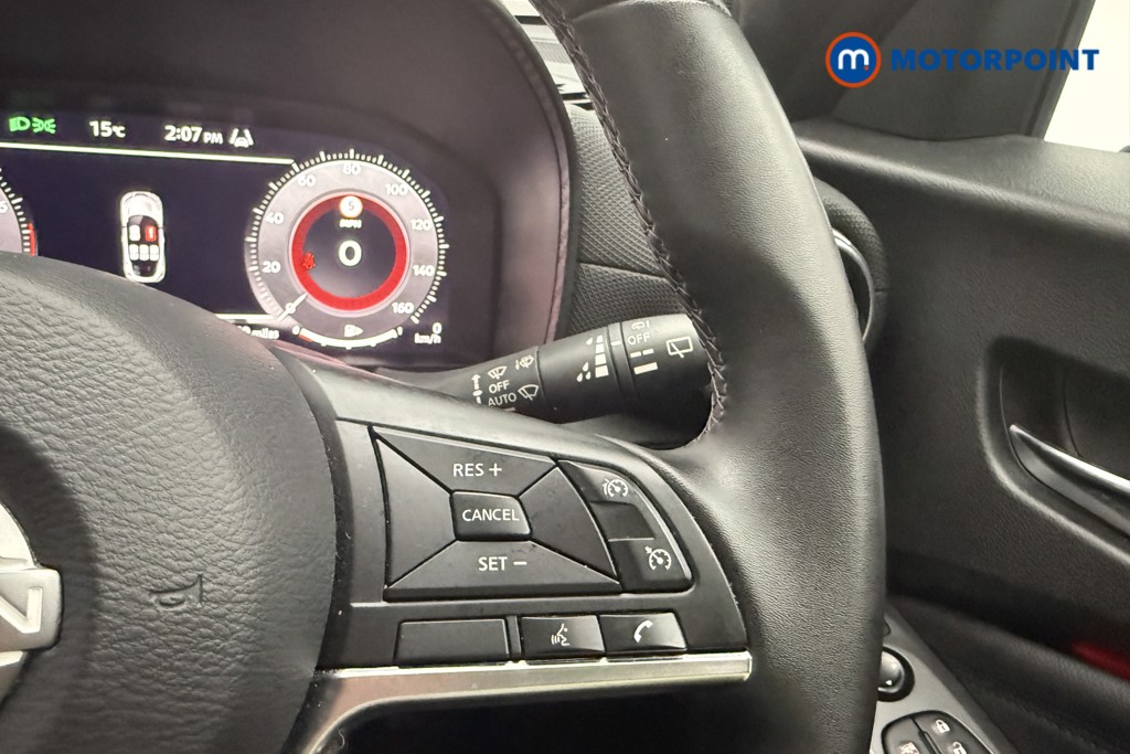 Nissan Juke N-Connecta Manual Petrol SUV - Stock Number (1655811) - 8th supplementary image
