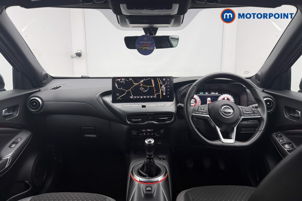 Nissan Juke N-Connecta Manual Petrol SUV - Stock Number (1655811) - 1st supplementary image