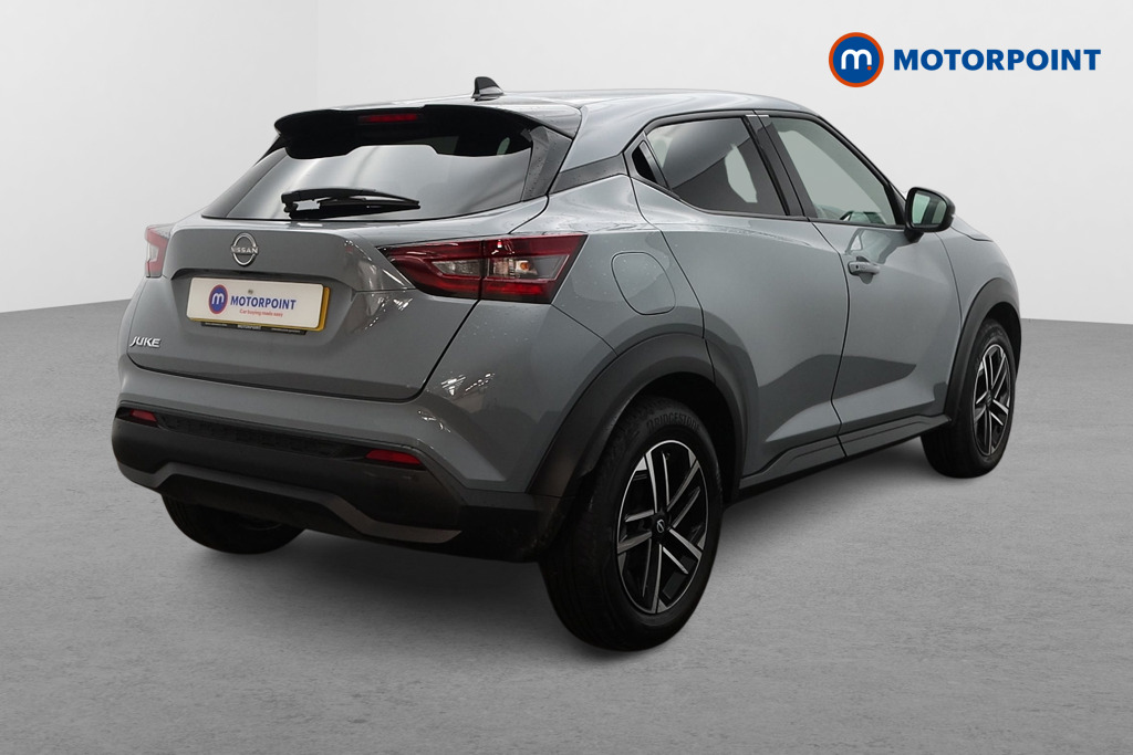Nissan Juke N-Connecta Manual Petrol SUV - Stock Number (1655811) - Drivers side rear corner