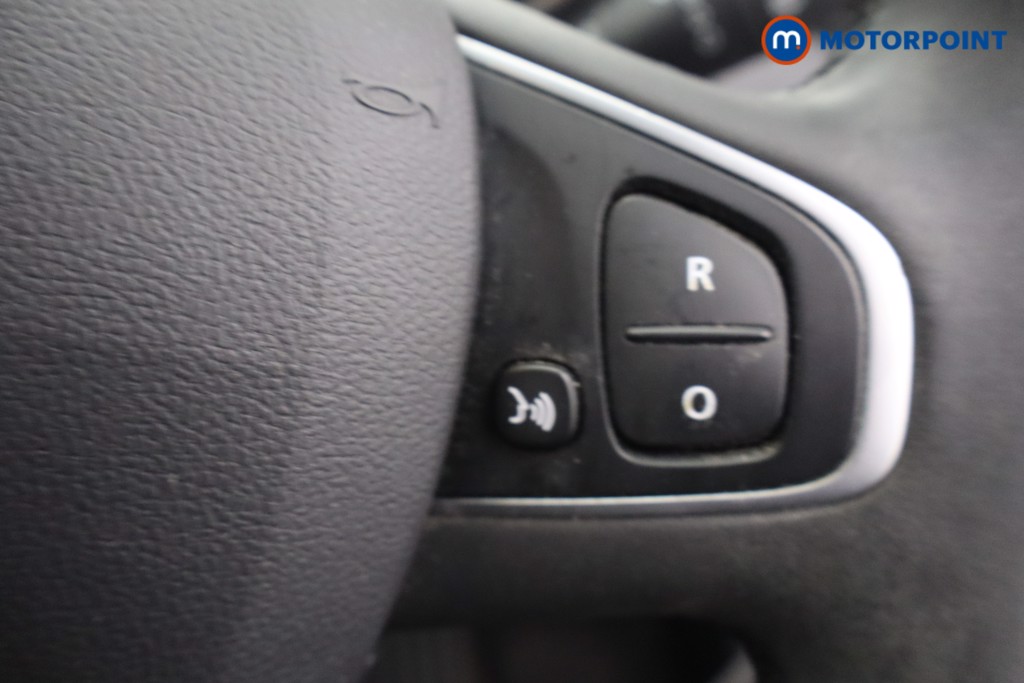 Renault Clio Iconic Manual Petrol Hatchback - Stock Number (1657638) - 11th supplementary image