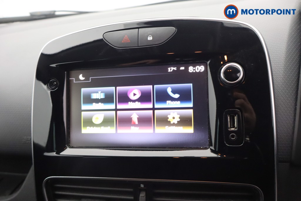 Renault Clio Iconic Manual Petrol Hatchback - Stock Number (1657638) - 15th supplementary image