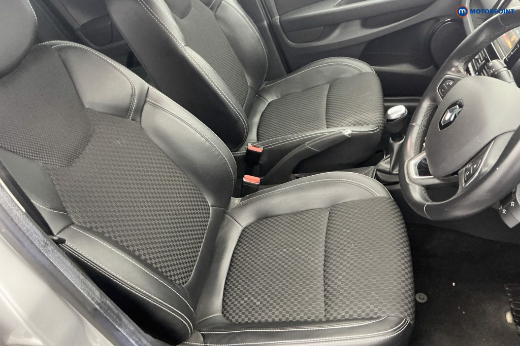 Renault Clio Gt Line Manual Petrol Hatchback - Stock Number (1658013) - 5th supplementary image