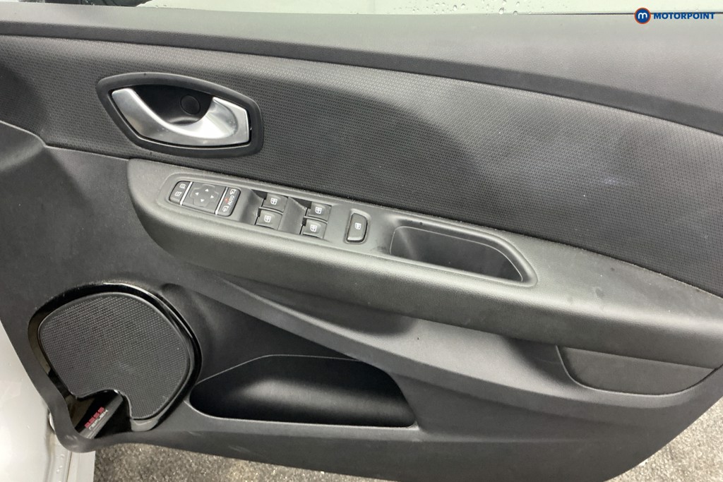 Renault Clio Gt Line Manual Petrol Hatchback - Stock Number (1658013) - 23rd supplementary image
