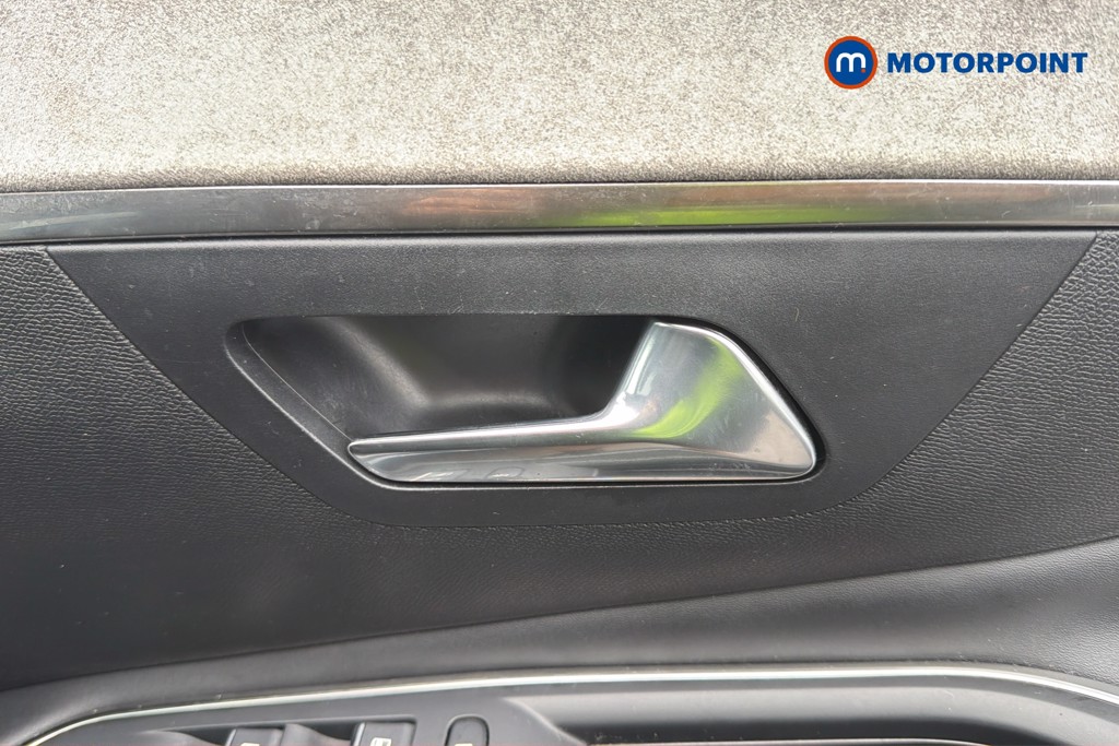 Peugeot 5008 GT Manual Petrol SUV - Stock Number (1658308) - 4th supplementary image